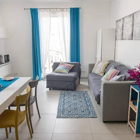 Sliema, Villa Savoia Luxury Apartment For 5 Guests Gzira Exterior photo