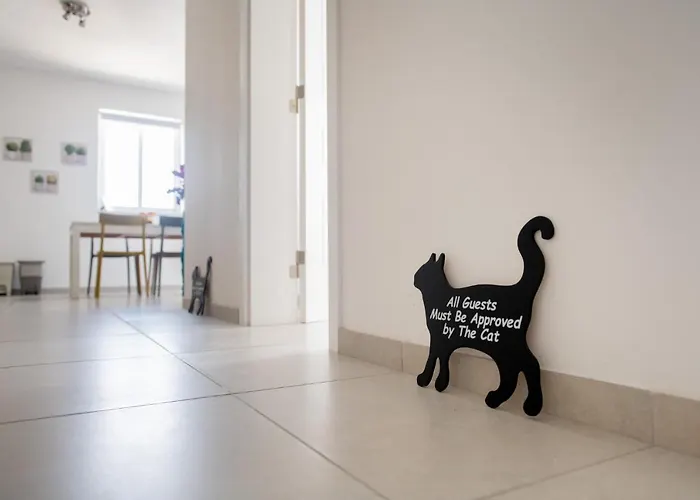 Sliema, Villa Savoia Luxury Apartment For 5 Guests