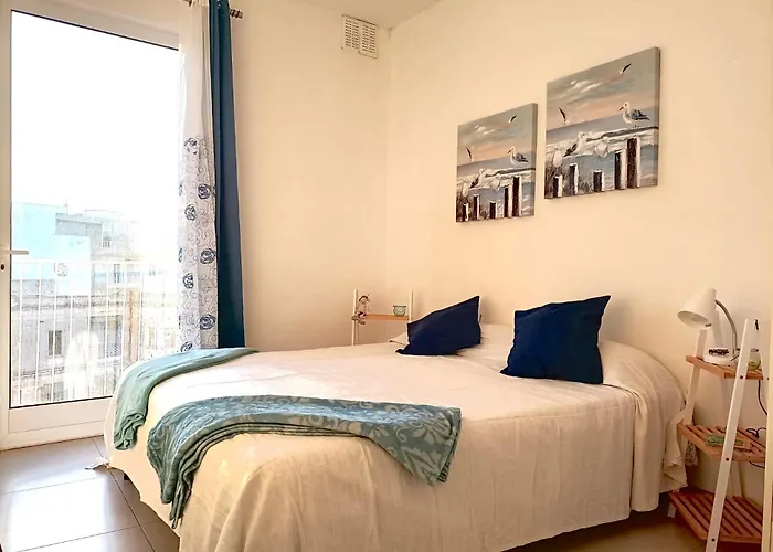 Sliema, Villa Savoia Luxury Apartment For 5 Guests